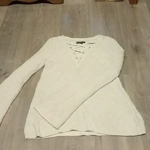 Creme sweater